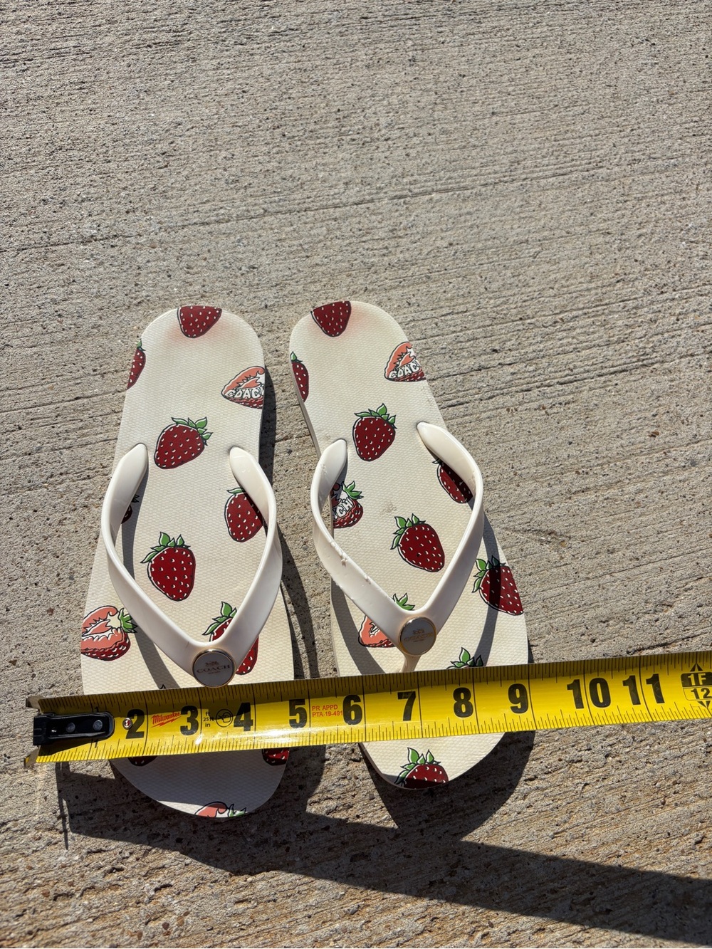 Coach Strawberry Print Cream Flip Flops - Picture 8 of 9